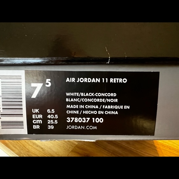 Jordan 11 Retro White/Concord Black Size US 7.5 EU 40.5 NEW IN BOX - Picture 10 of 10